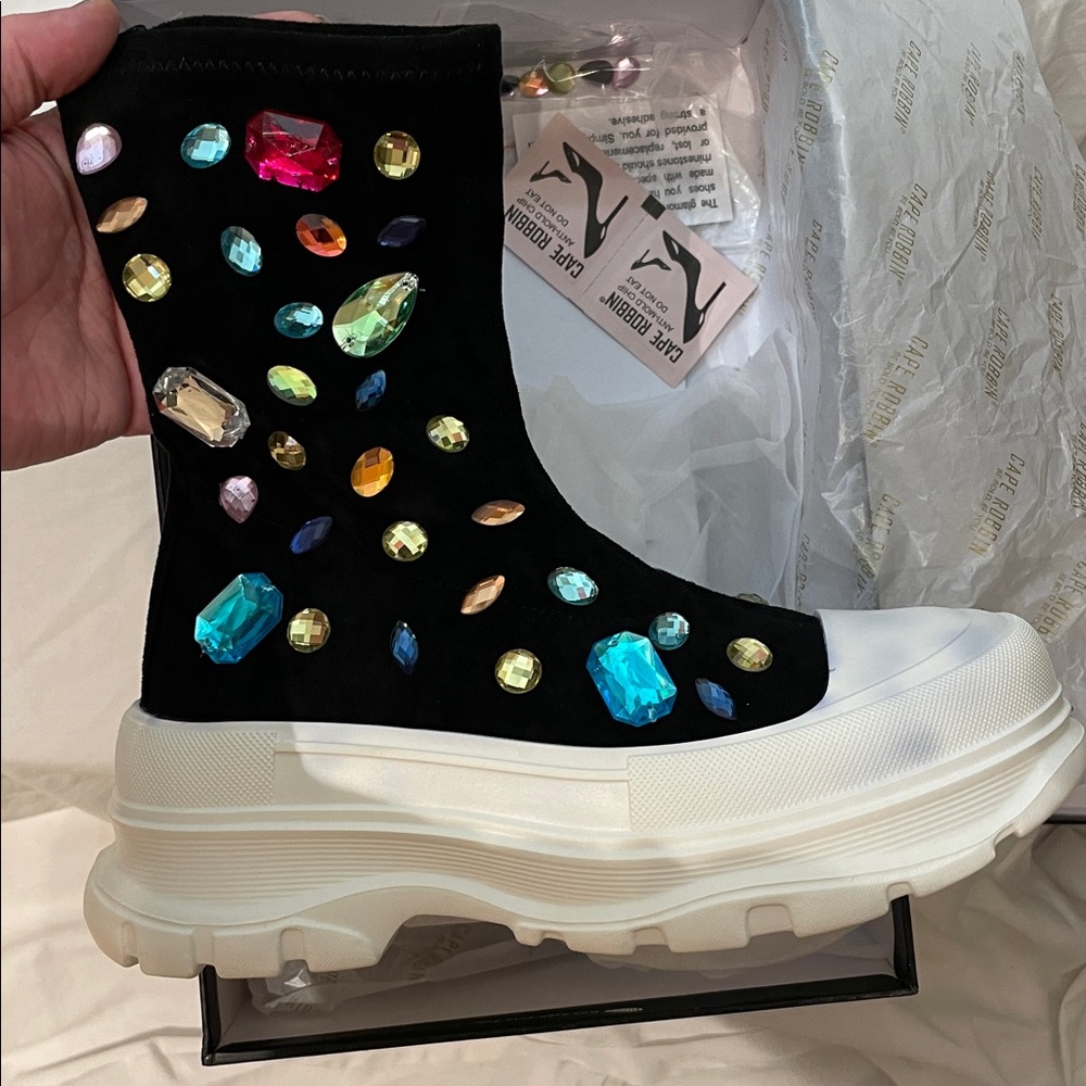 •CAPE ROBBIN• “Suzie” Chunky Sole Rhinestone Gem Sock Booties // NIB - Picture 9 of 16